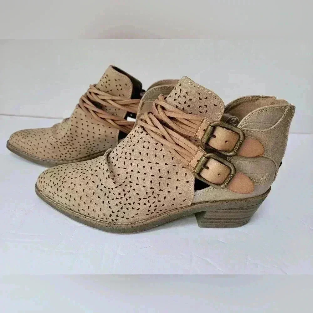 Blowfish Women's Malibu Stacie Ankle Bootie With Double Buckle Size 6.5